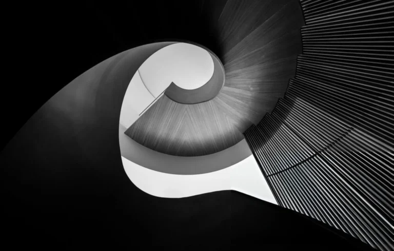 How to Choose the Perfect Spiral Staircase for Your Home – A Buyer’s Guide